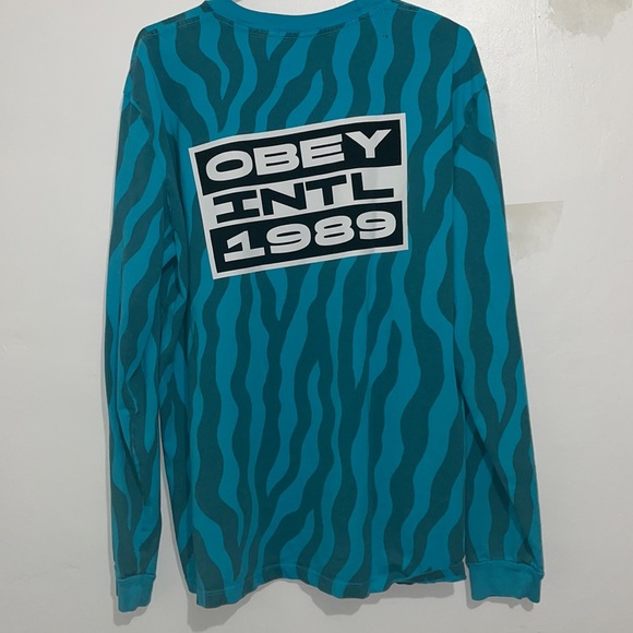 Size L Men's Obey Blue Long Sleeve Shirt - Picture 2 of 6